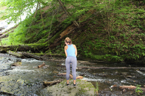 legins w a view PRATTS FALLS sexy