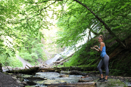 legins w a view PRATTS FALLS